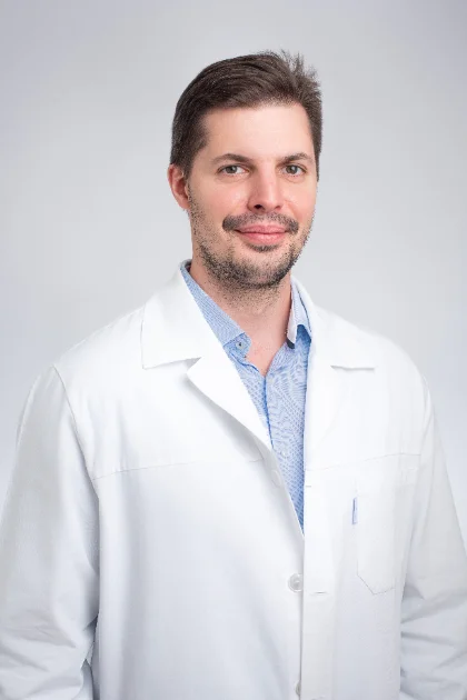 Dr. Kapás István